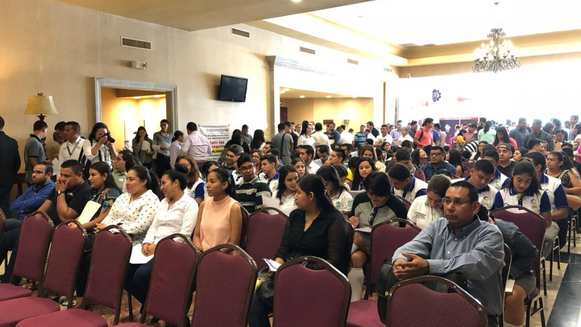 Inauguran la segunda feria del empleo 