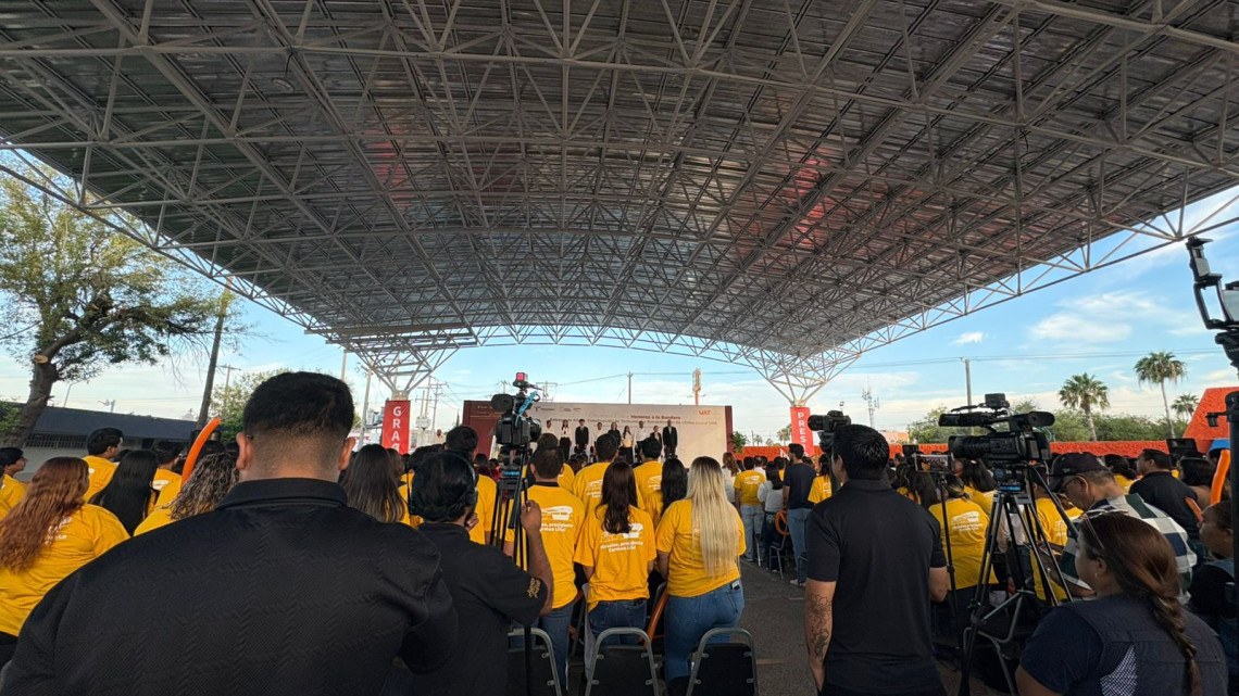 Entrega municipio obras a la UAT