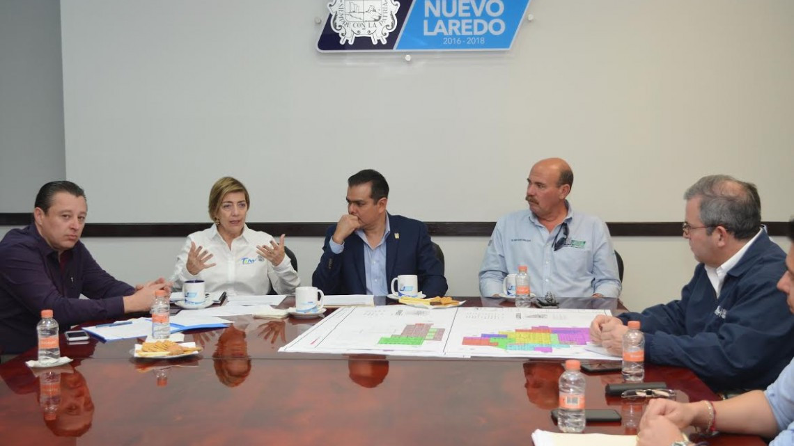 Firman carta de Intención para construcción de nuevo hospital