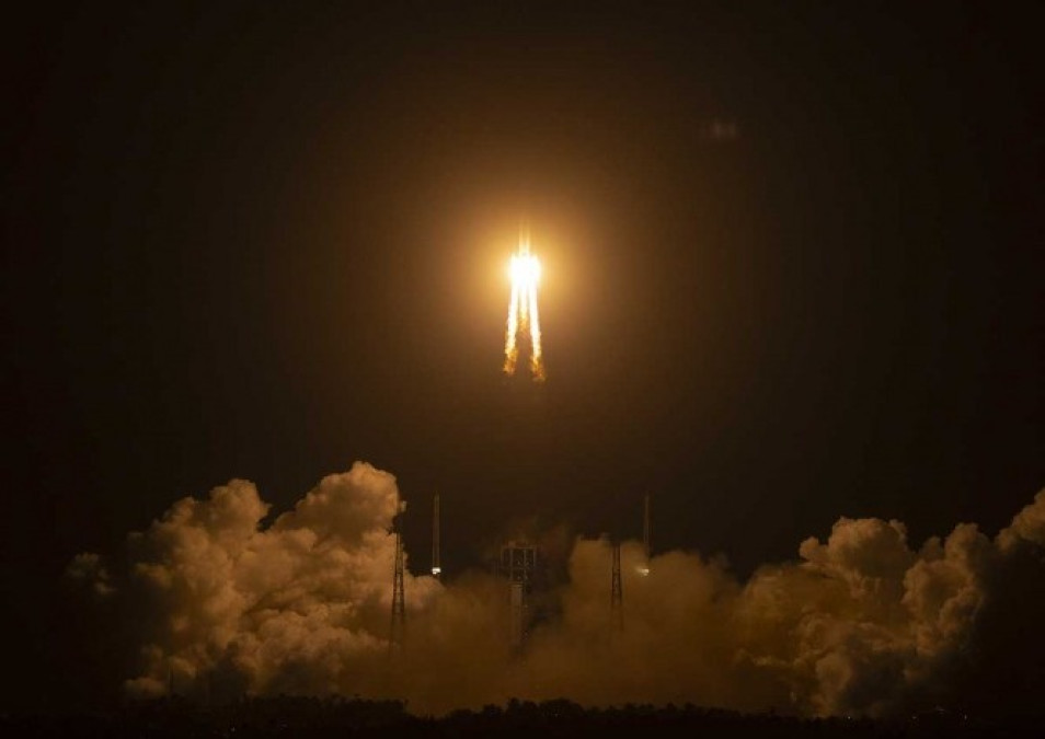 China registra ‘lanzamiento exitoso’ de nave espacial robótica a la Luna