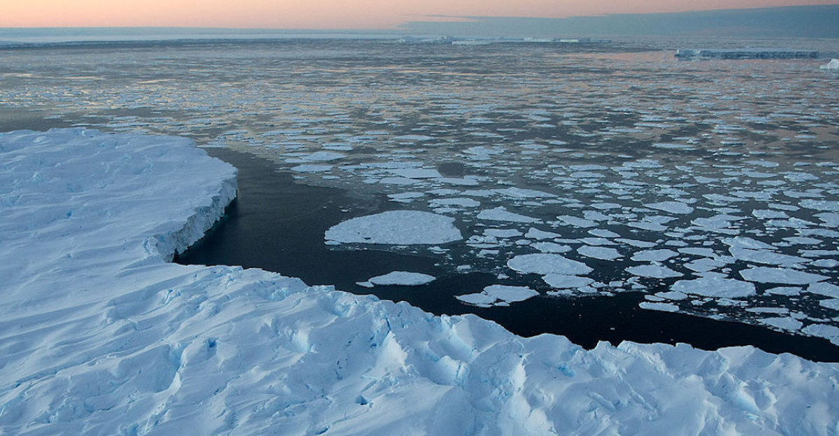 Pedazo de hielo del tamaño de Roma se desprende en la Antártida 
