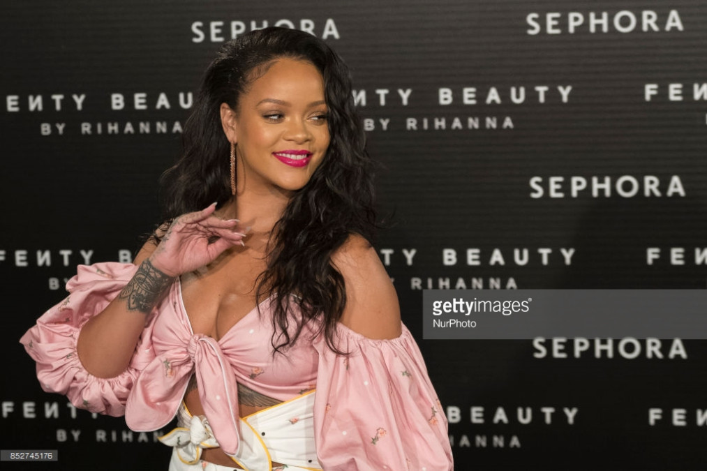 Rihana presenta sus cosméticos en Madrid