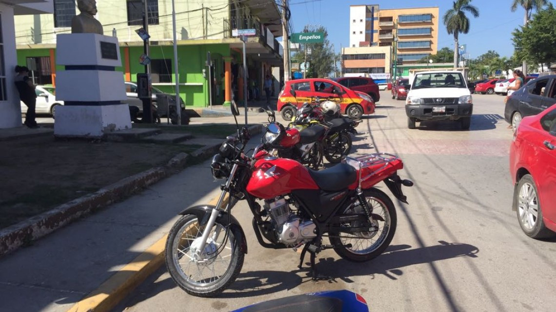 Aplican operativo sorpresa para decomiso de motocicletas irregulares