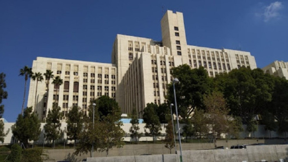 Centro Médico de Los Ángeles abre sus puertas a indocumentados