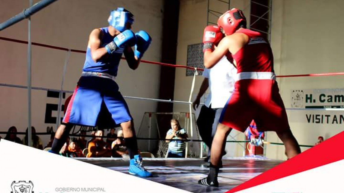 Llevan a cabo “Pelea de campeonato estatal peso Gallo” en Camargo
