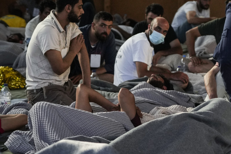 Arrestan a nueve por el naufragio en Grecia que dejó 78 muertos