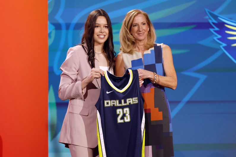 Lou López hace historia y se convierte en la primer mujer mexicana en la WNBA