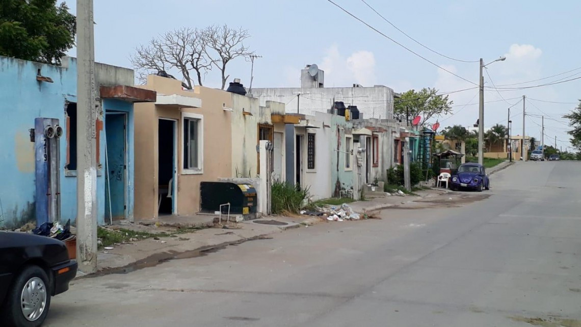 Casas abandonadas en fraccionamientos son bomba de tiempo