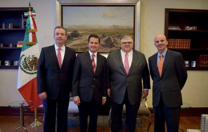 EPN designa a Alejandro Díaz de León como gobernador de Banxico 