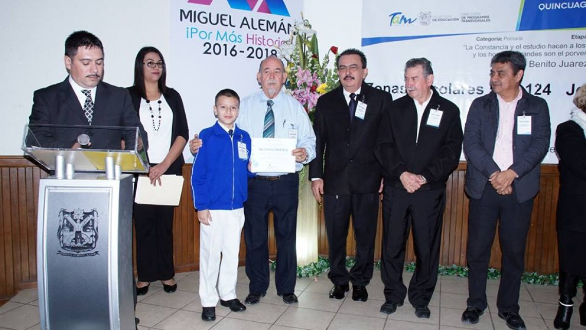  Azael Carbajal representará a Miguel Alemán en Concurso estatal de Oratoria