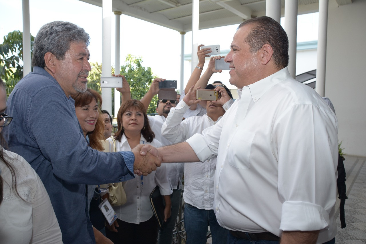 Inicia entrega - recepción de Victoria