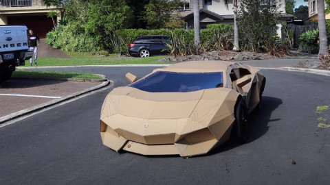 Venden Lamborghini de cartón en 10 mil 400 dólares