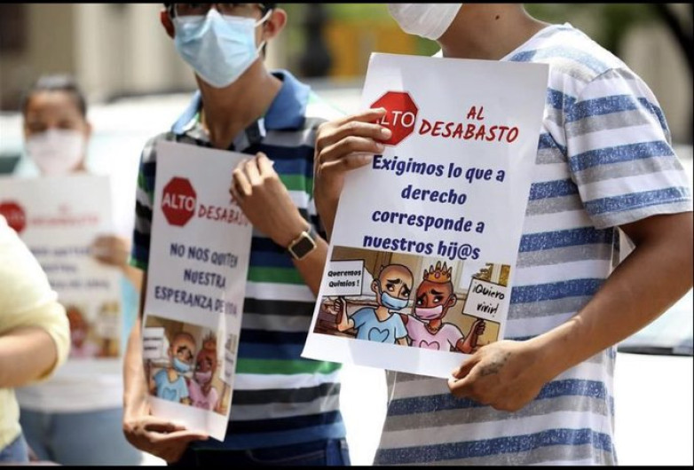  Dan 24 horas a SHCP y SS para abastecer medicamentos contra el cáncer