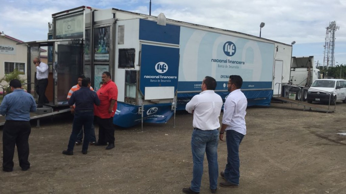 Firma municipio convenio Nacional Financiera