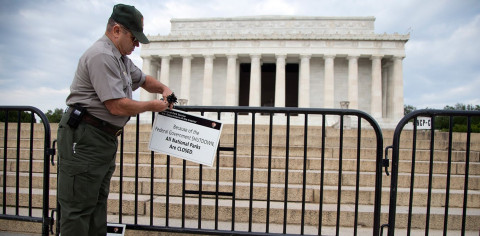 Actividad económica en EU ha caído 0.5% por cierre de Gobierno