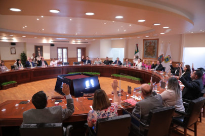 Aprueban cuatro reglamentos