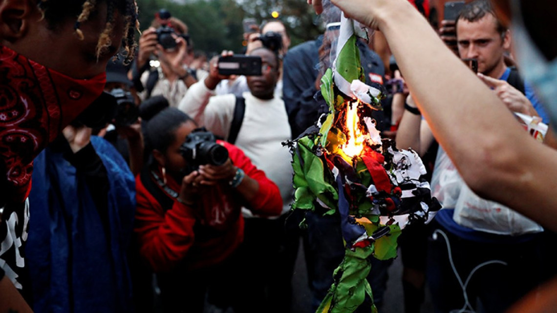 Supremacistas blancos se manifiestan en Washington