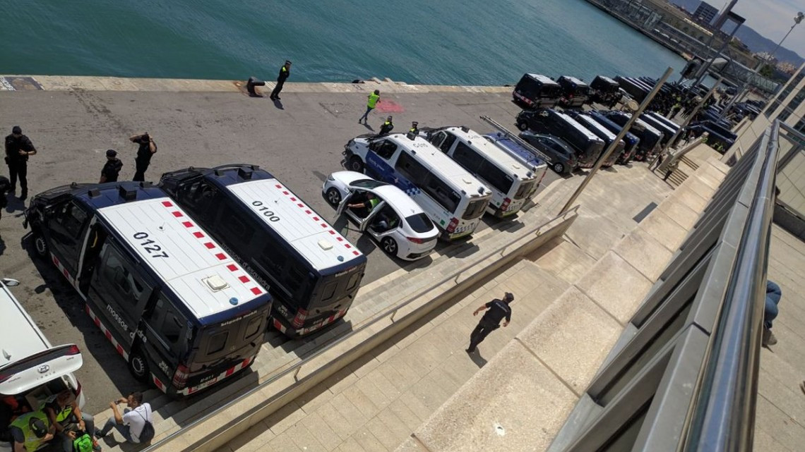 Barcelona lanza a las calles a mil agentes contra el narco  