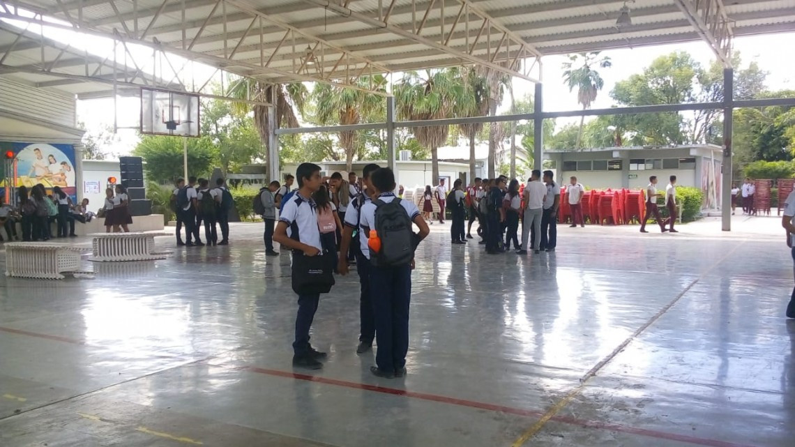Con conferencias y eventos celebra el CBTIS 135 su 39 aniversario