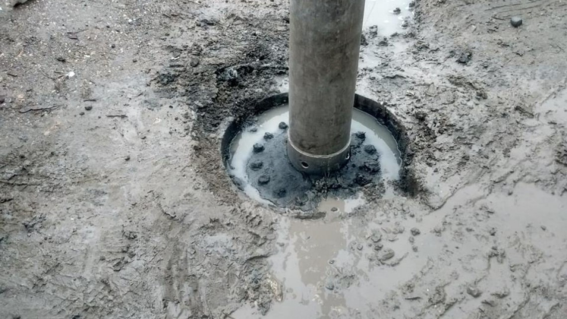 Comapa trabaja con equipo vactor