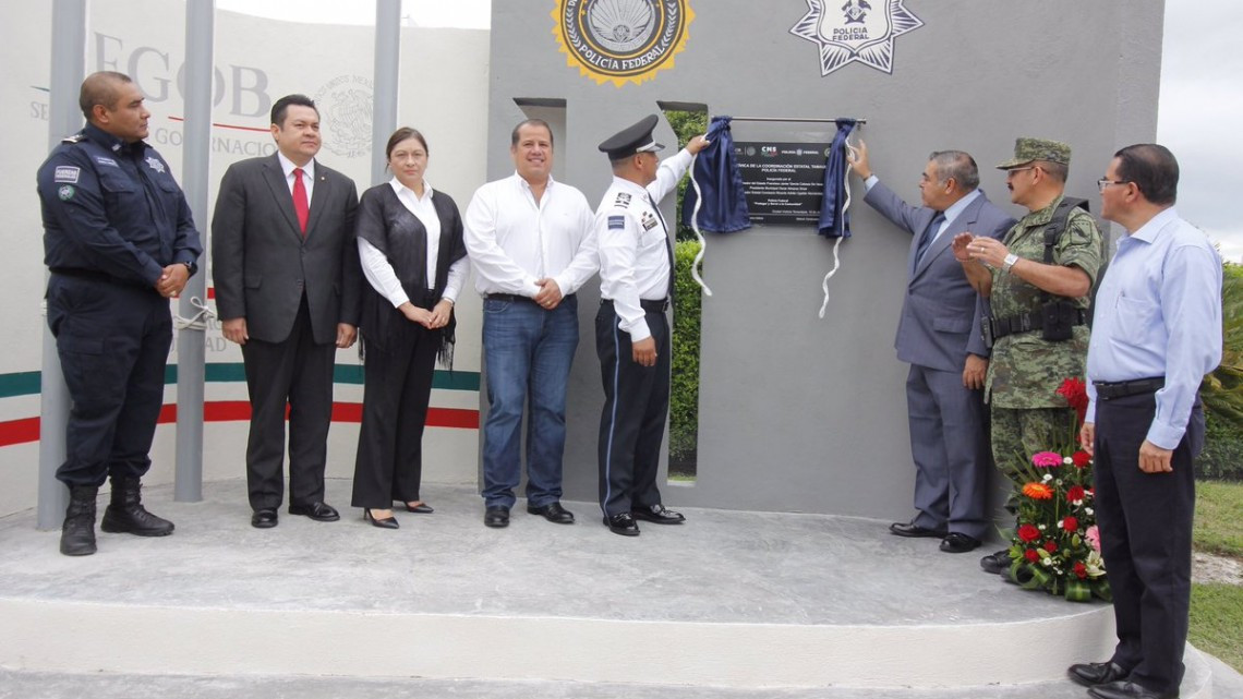 Alcalde asiste a ceremonia de aniversario de PF