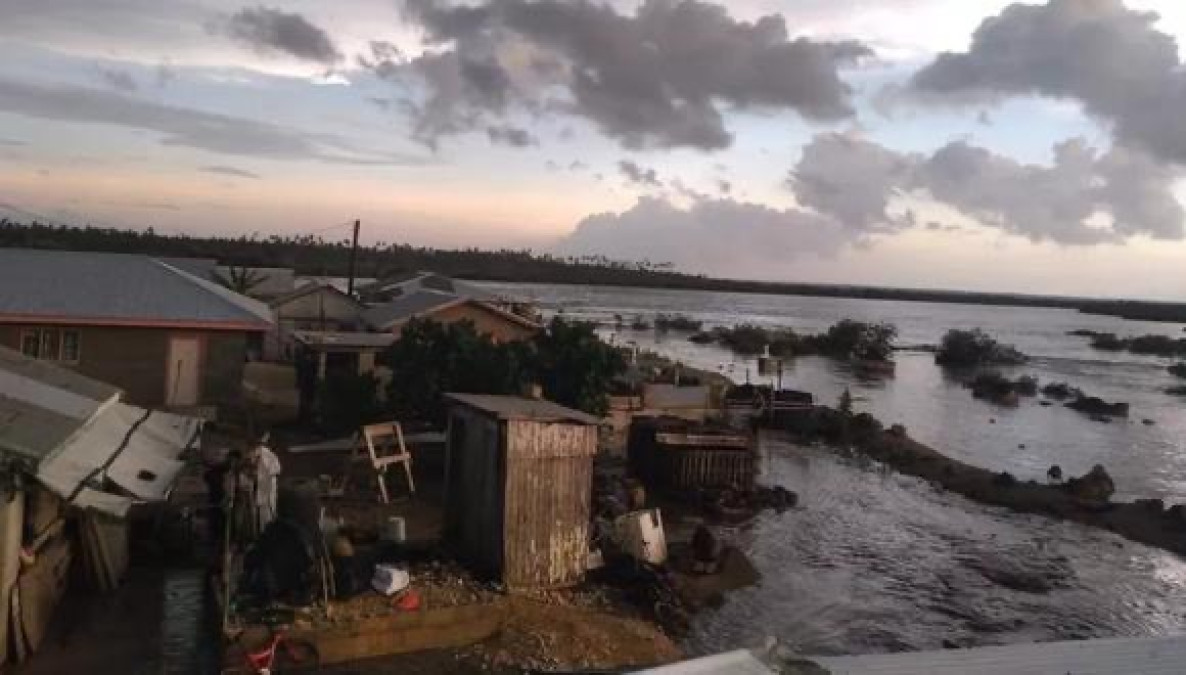 Tonga entra en confinamiento por covid-19 en plena recuperación tras tsunami