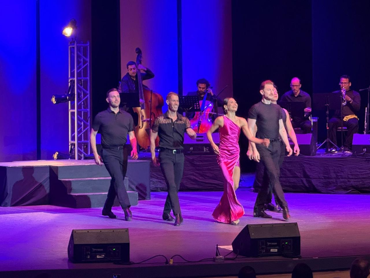 Nuevo Laredo Brilla con el Talento de Broadway: Arranca el Festival Internacional de la Costa del Seno Mexicano