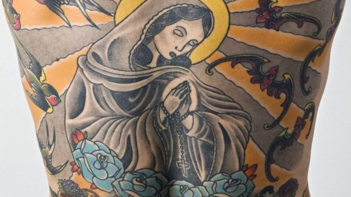 Vende su espalda a un coleccionista por $160.000 dólares