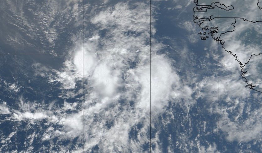 “Kirk” toma fuerza del Atlántico