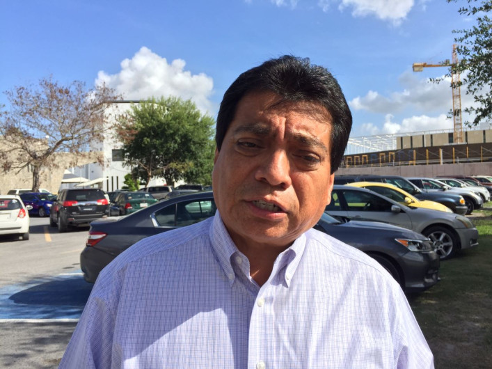 Piden autoridades revisar la lista de útiles escolares