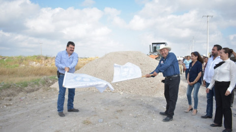 Arranca rehabilitación de accesos a comunidades rurales