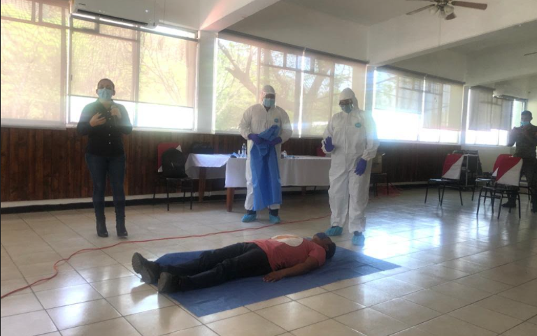 Peritos de la FGJT capacitan a agentes para el manejo adecuado de cadáveres