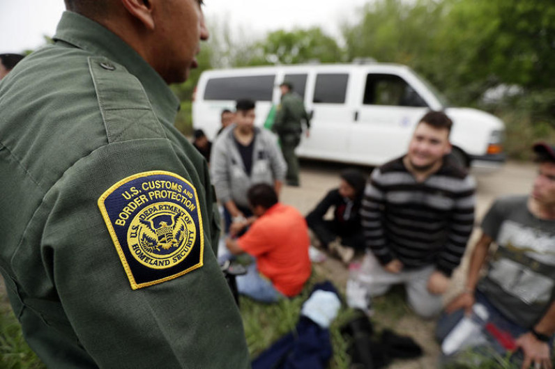 Pese a disminución del 70% en cruces de migrantes, es muy pronto para sacar una conclusión definitiva: CBP