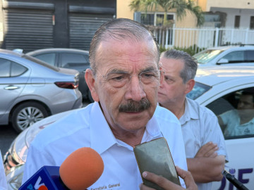 Posponen decisión por aumento al pasaje