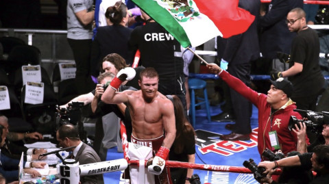 Encabeza 'Canelo' Álvarez carteleras de mexicanos en busca de títulos mundiales