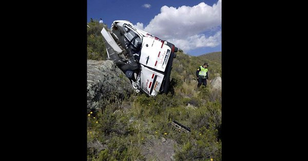 Dos alemanes muertos y otros 10 heridos en accidente en Perú