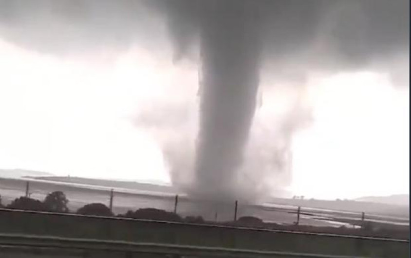Captan tornado en Turquía