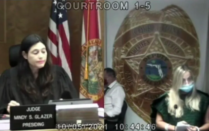 Detienen a maestra acusada de haber sostenido relaciones sexuales con un menor de 14 años