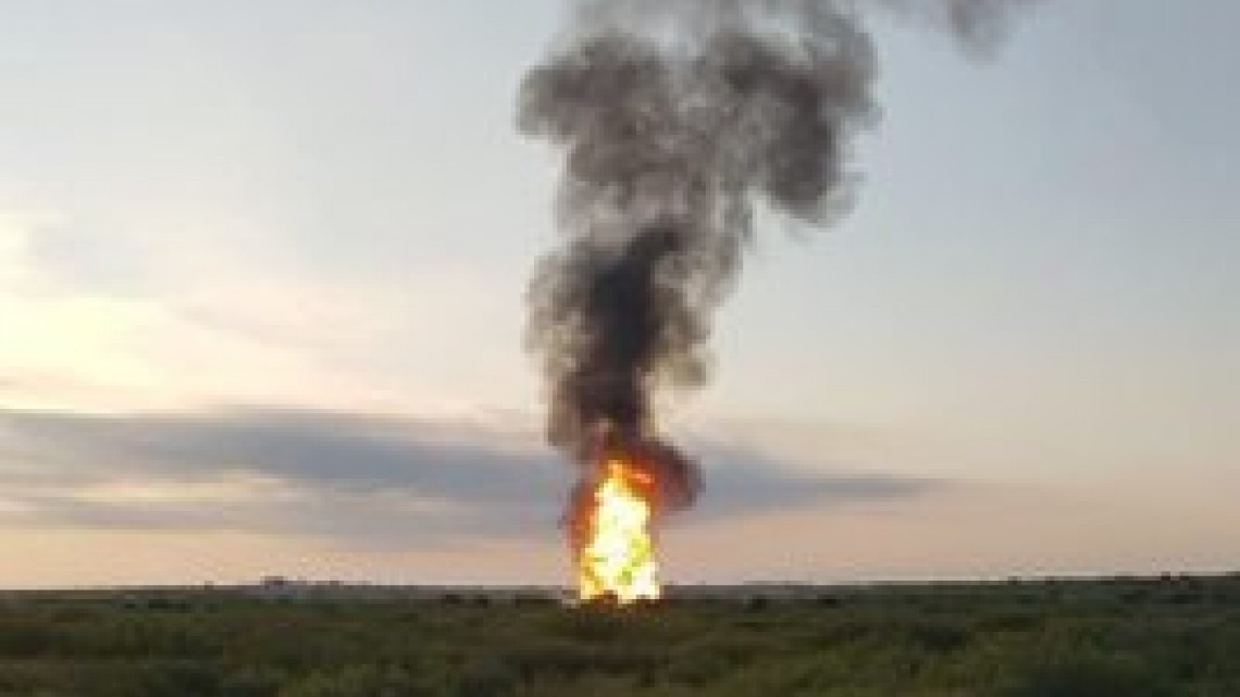 Se registra explosión de un ducto de Pemex en China, Nuevo León