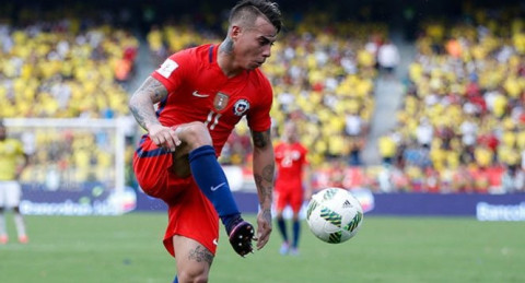 Llegada de Eduardo Vargas a Tigres está condicionada
