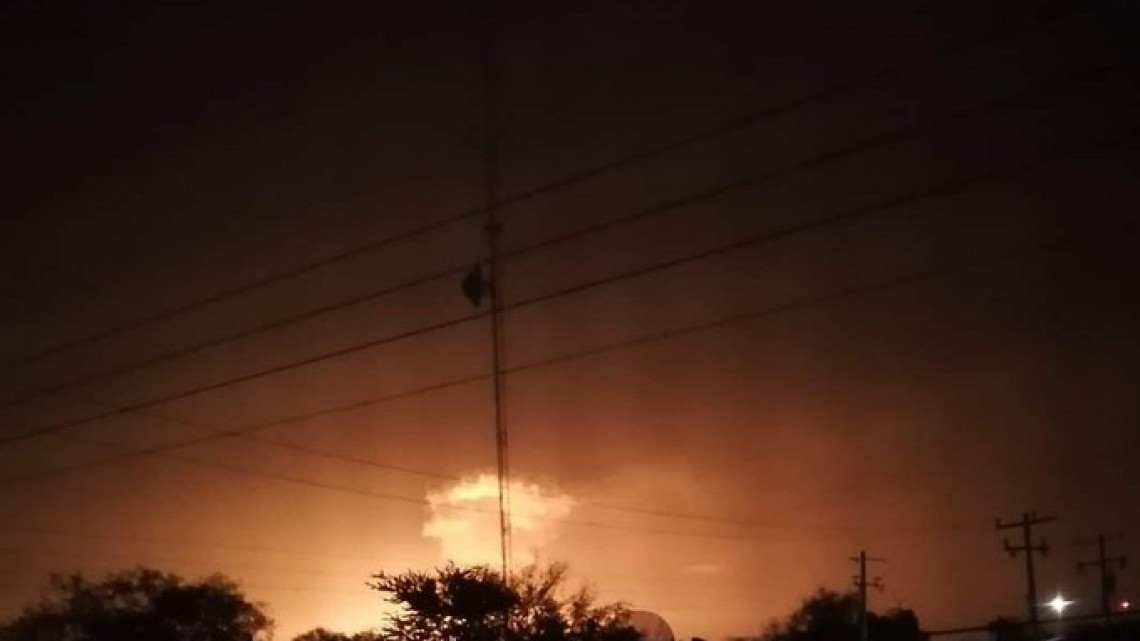 Se registra explosión de un ducto de Pemex en China, Nuevo León