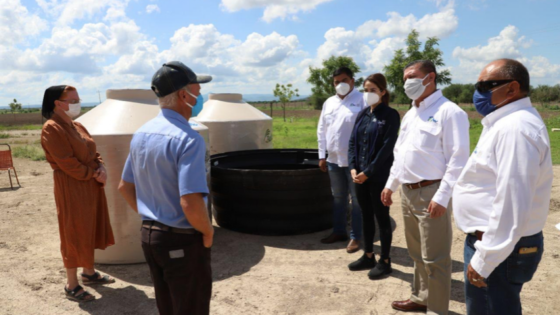 Entrega SEBIEN apoyos subsidiados a familias de Villa de Casas