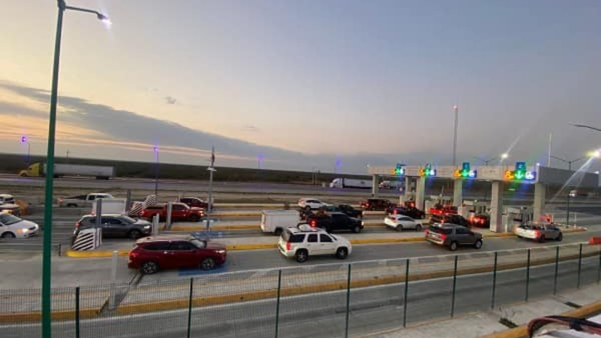 Capacidad de autopista de Nuevo Laredo ya fue rebasada, afirma regidor