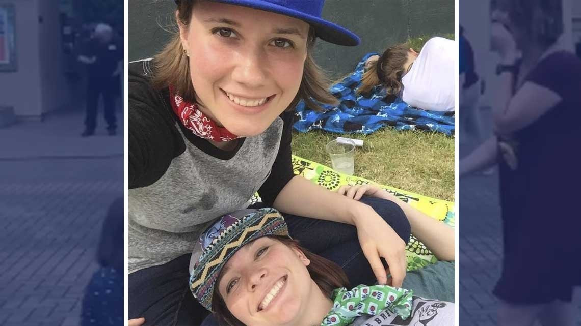 El conmovedor día en que dos chicas se proponen matrimonio a la vez