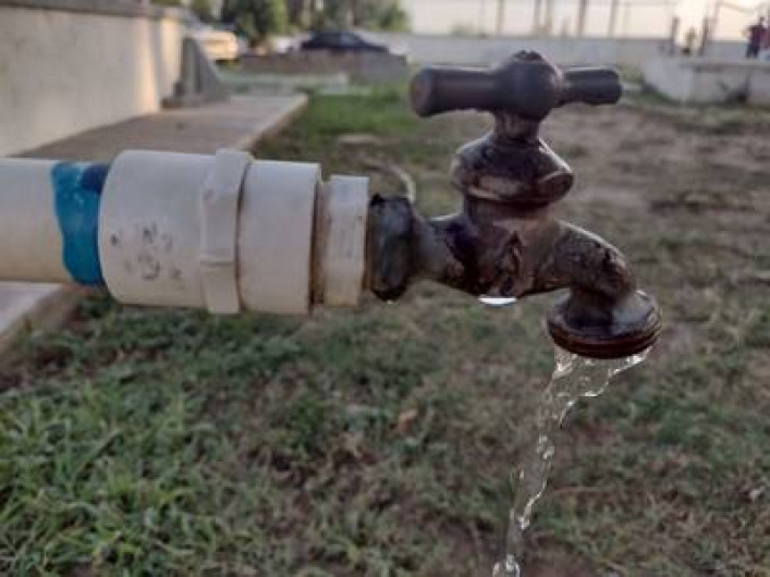 Autoridades se reunen con la Comisión Nacional del Agua ante contingencia hídrica: suspensiones podrian durar hasta el 15 de septiembre