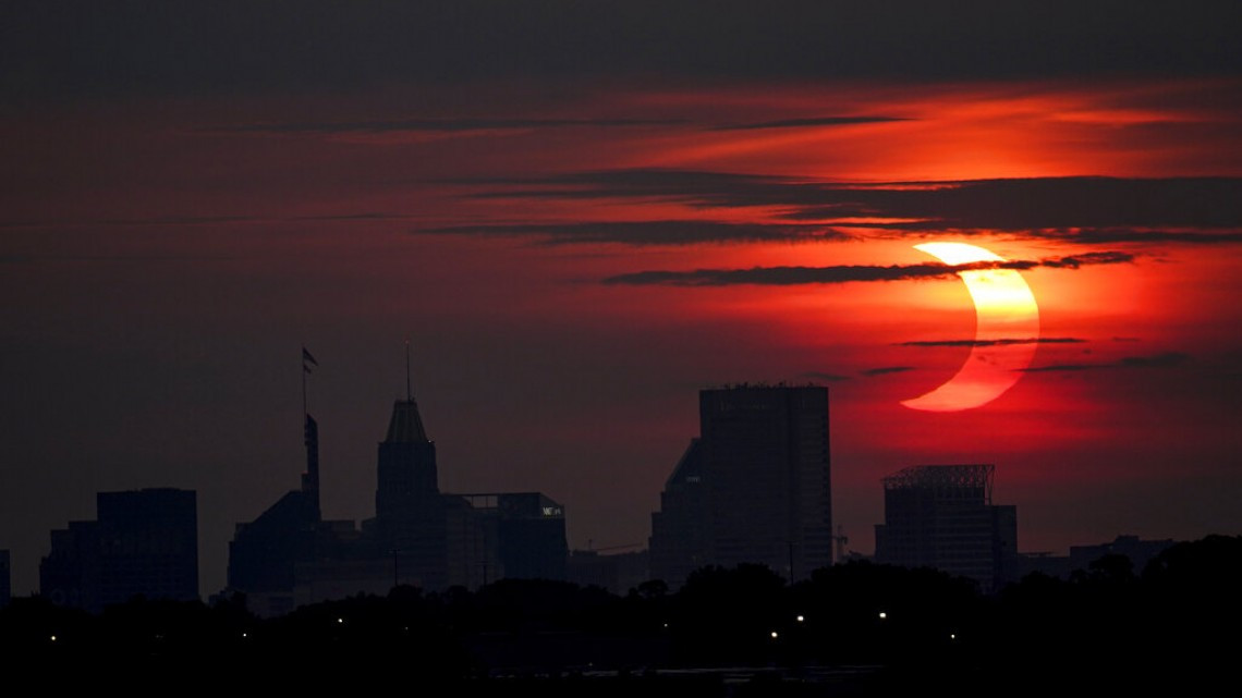 Así se vivió el primer eclipse solar anular del 2021
