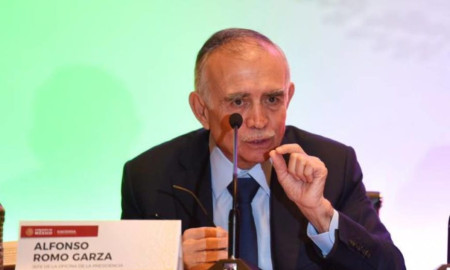 Asegura Alfonso Romo Garza, se hicieron pasar por él para solicitar aportaciones monetarias