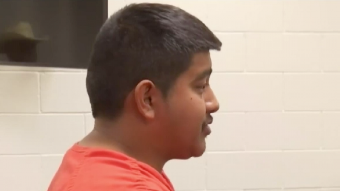 Reducen fianza a hombre acusado en la muerte de su hermano