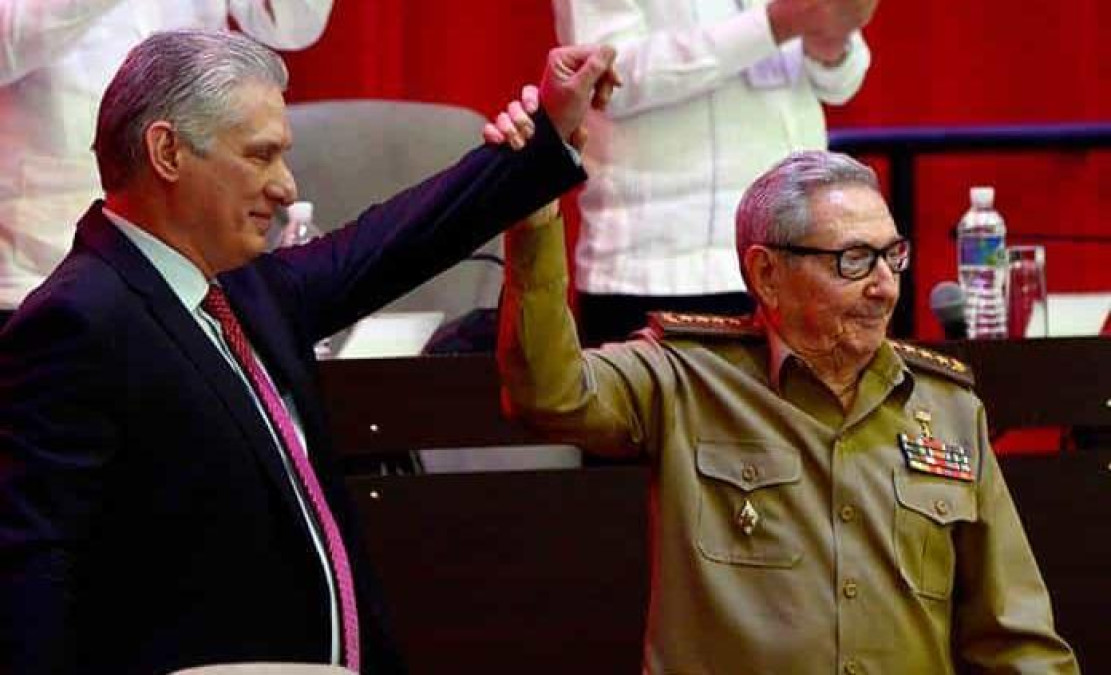 Díaz-Canel sucede a Raúl Castro al frente del Partido Comunista de Cuba