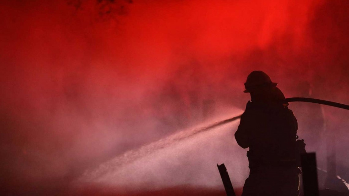 Nuevo incendio amenaza a California